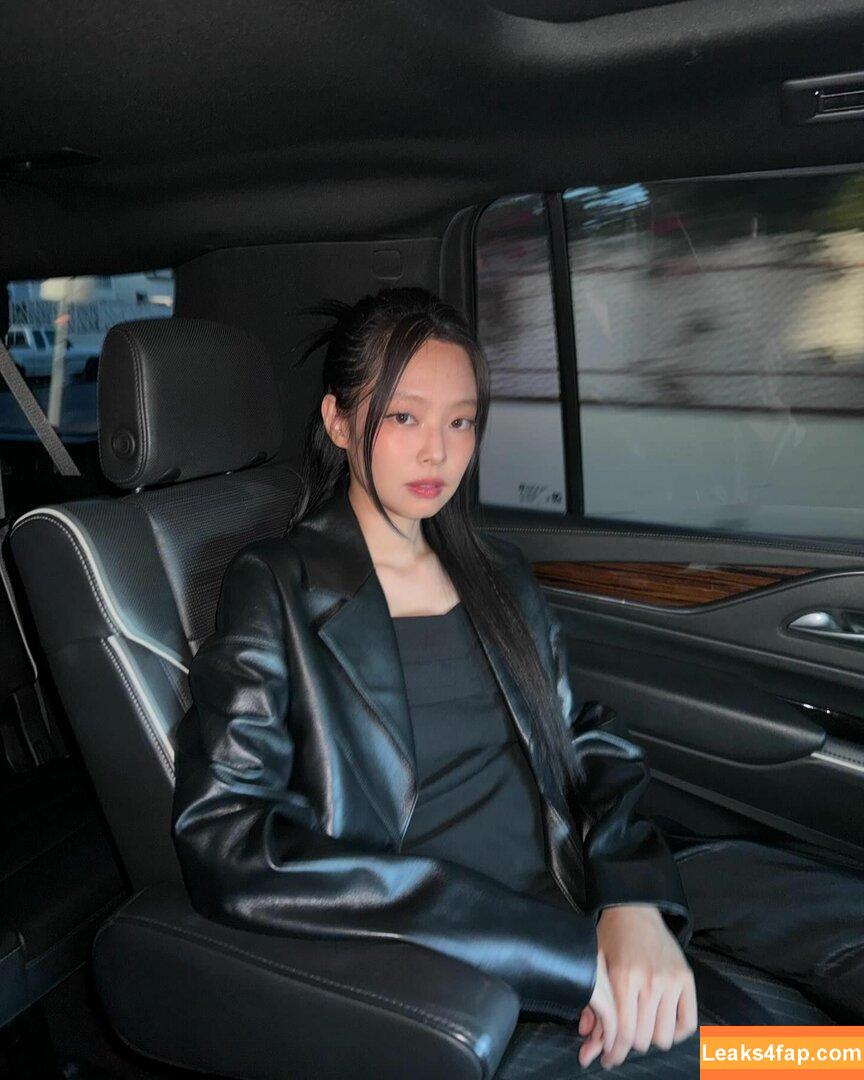 Jennie | BLΛƆKPIИK / Blackpink / jennierubyjane / sheflieshigh leaked photo photo #0954