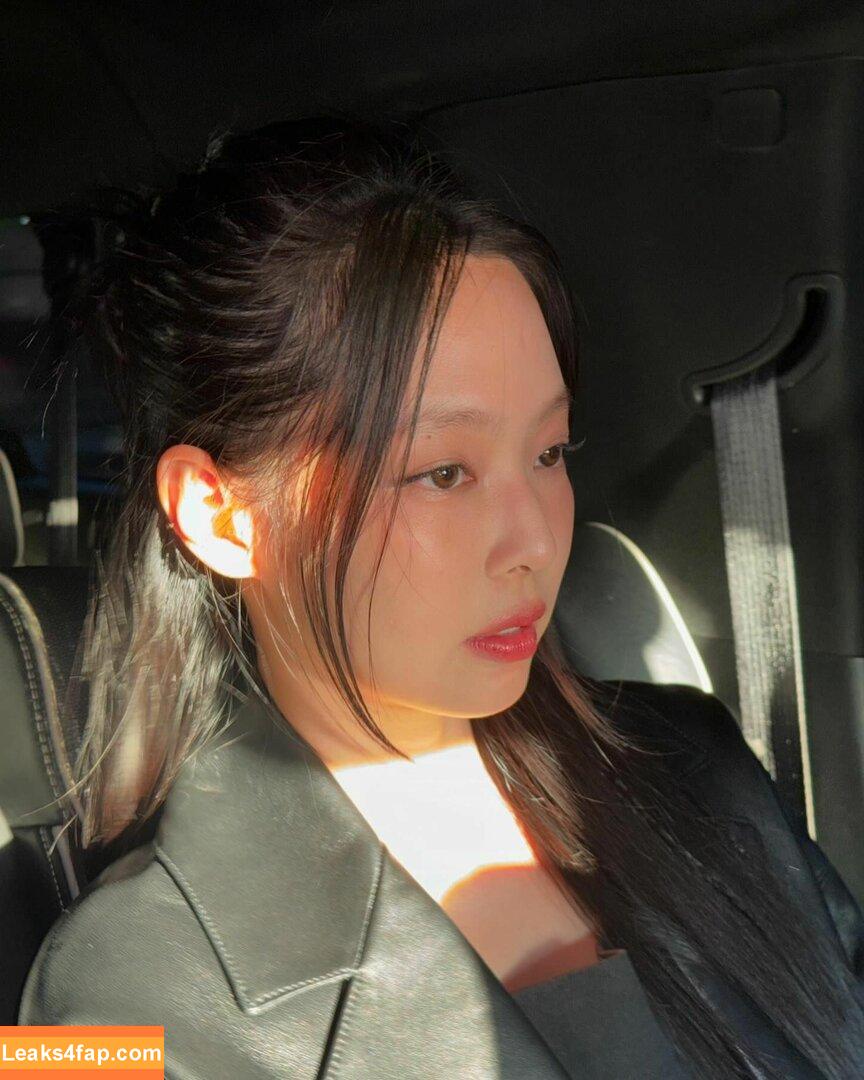 Jennie | BLΛƆKPIИK / Blackpink / jennierubyjane / sheflieshigh leaked photo photo #0960