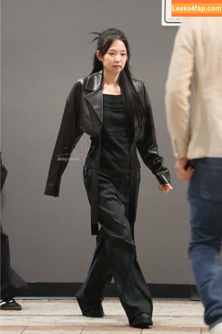Jennie | BLΛƆKPIИK / Blackpink / jennierubyjane / sheflieshigh leaked photo photo #0965