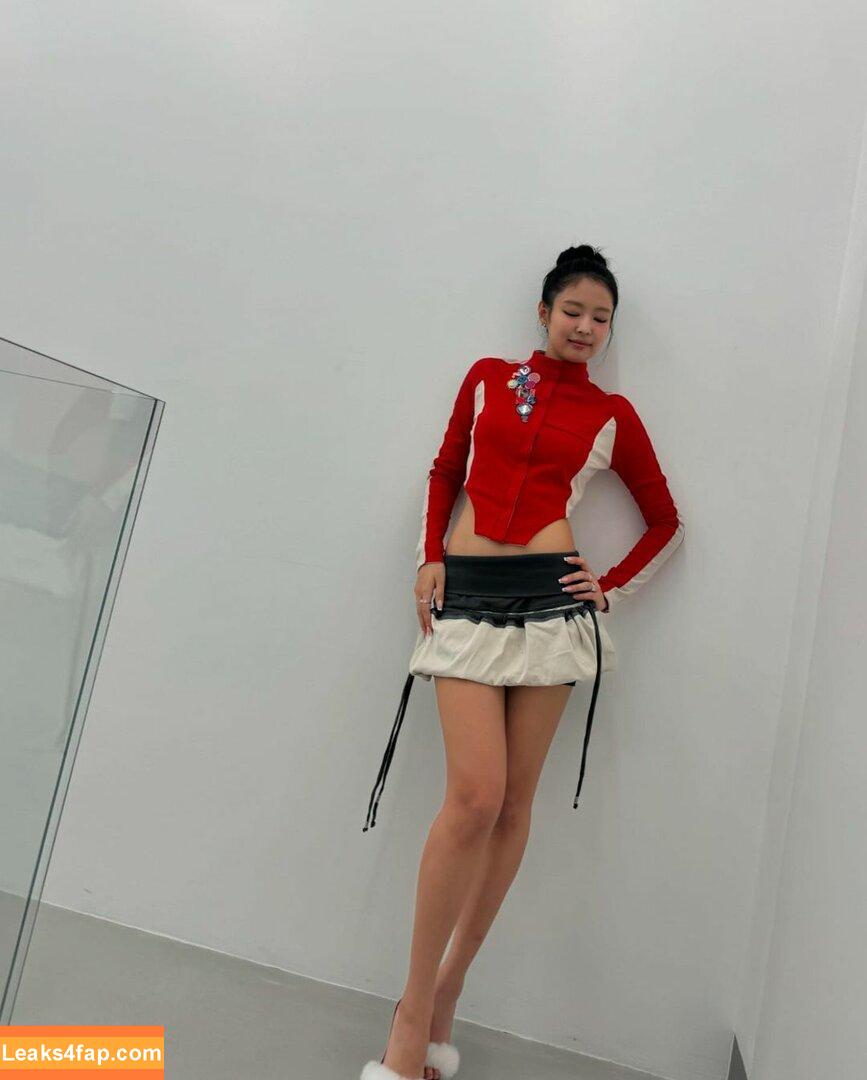 Jennie | BLΛƆKPIИK / Blackpink / jennierubyjane / sheflieshigh leaked photo photo #0993