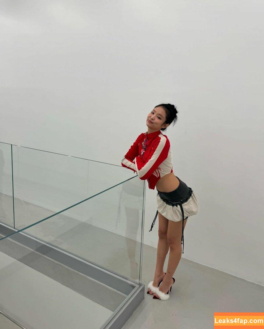 Jennie | BLΛƆKPIИK / Blackpink / jennierubyjane / sheflieshigh leaked photo photo #0995