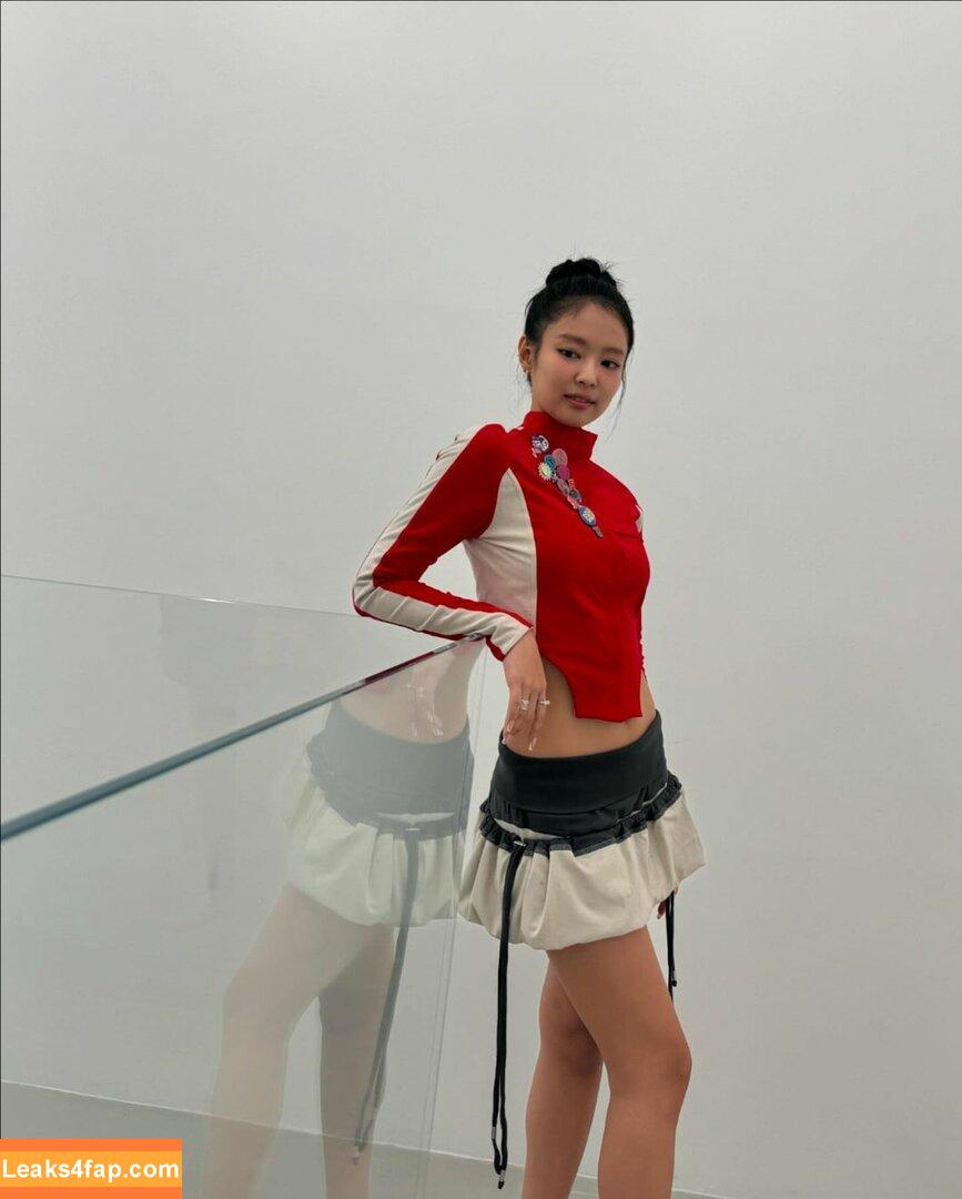 Jennie | BLΛƆKPIИK / Blackpink / jennierubyjane / sheflieshigh leaked photo photo #0997