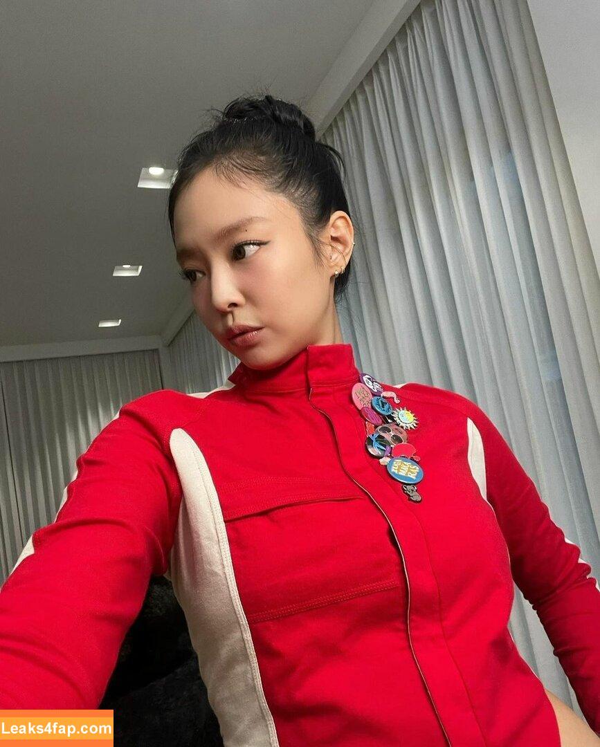 Jennie | BLΛƆKPIИK / Blackpink / jennierubyjane / sheflieshigh leaked photo photo #0998