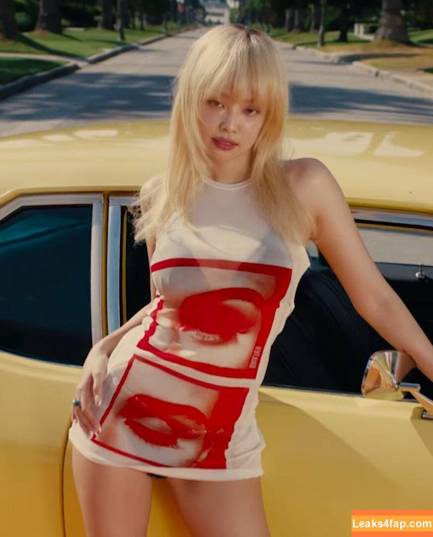 Jennie | BLΛƆKPIИK / Blackpink / jennierubyjane / sheflieshigh слитое фото фото #1001