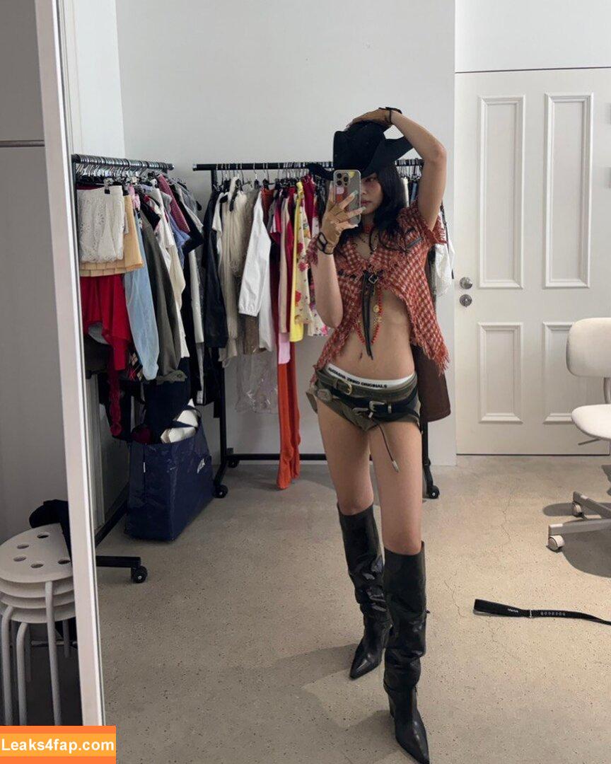 Jennie | BLΛƆKPIИK / Blackpink / jennierubyjane / sheflieshigh слитое фото фото #1040