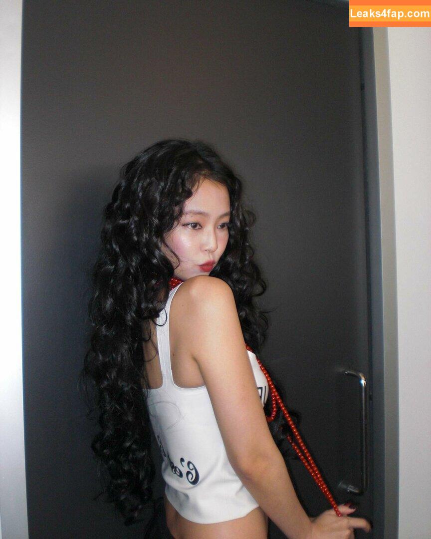 Jennie | BLΛƆKPIИK / Blackpink / jennierubyjane / sheflieshigh слитое фото фото #1047