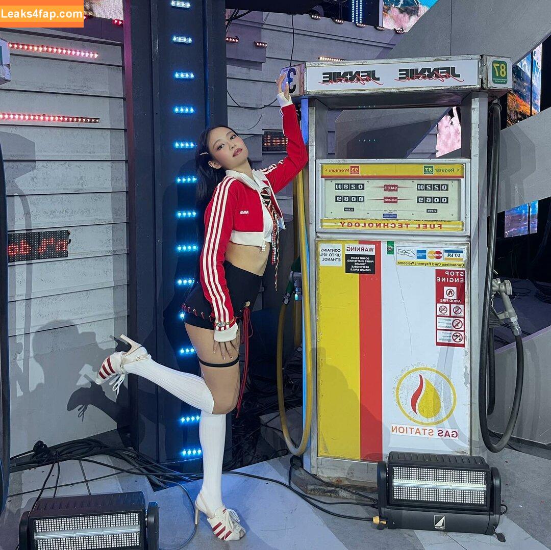 Jennie | BLΛƆKPIИK / Blackpink / jennierubyjane / sheflieshigh leaked photo photo #1125