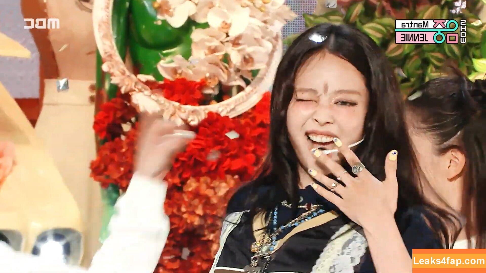 Jennie | BLΛƆKPIИK / Blackpink / jennierubyjane / sheflieshigh leaked photo photo #1139