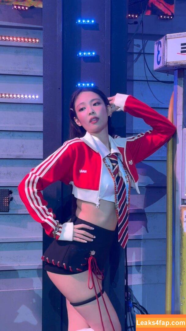 Jennie | BLΛƆKPIИK / Blackpink / jennierubyjane / sheflieshigh leaked photo photo #1149