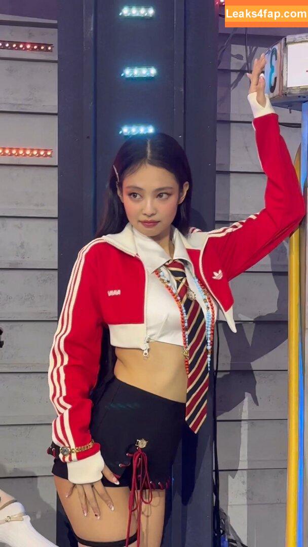 Jennie | BLΛƆKPIИK / Blackpink / jennierubyjane / sheflieshigh leaked photo photo #1152