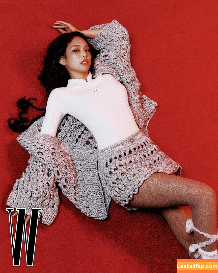 Jennie | BLΛƆKPIИK / Blackpink / jennierubyjane / sheflieshigh leaked photo photo #1182