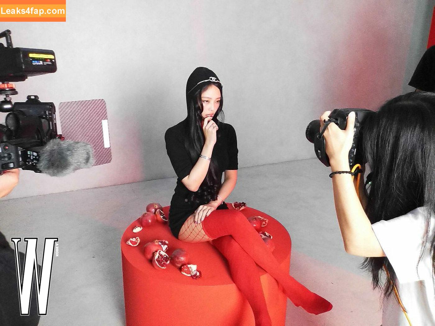 Jennie | BLΛƆKPIИK / Blackpink / jennierubyjane / sheflieshigh leaked photo photo #1187