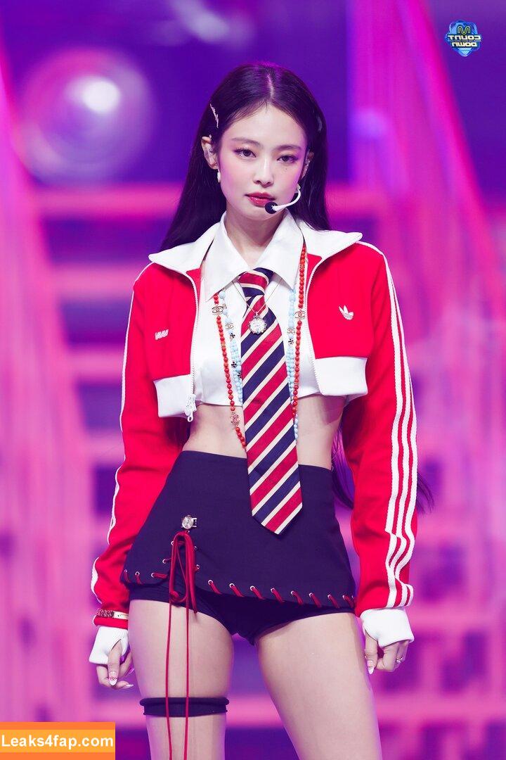 Jennie | BLΛƆKPIИK / Blackpink / jennierubyjane / sheflieshigh leaked photo photo #1207