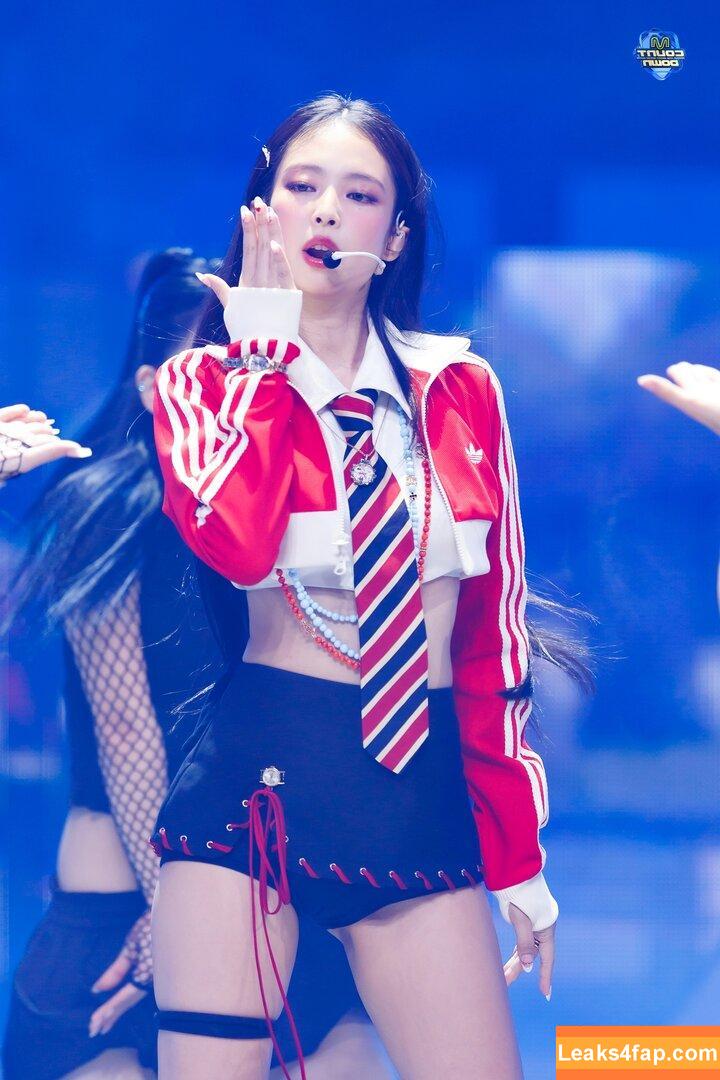 Jennie | BLΛƆKPIИK / Blackpink / jennierubyjane / sheflieshigh leaked photo photo #1214