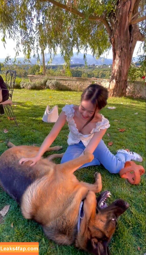 Jennie | BLΛƆKPIИK / Blackpink / jennierubyjane / sheflieshigh leaked photo photo #1260
