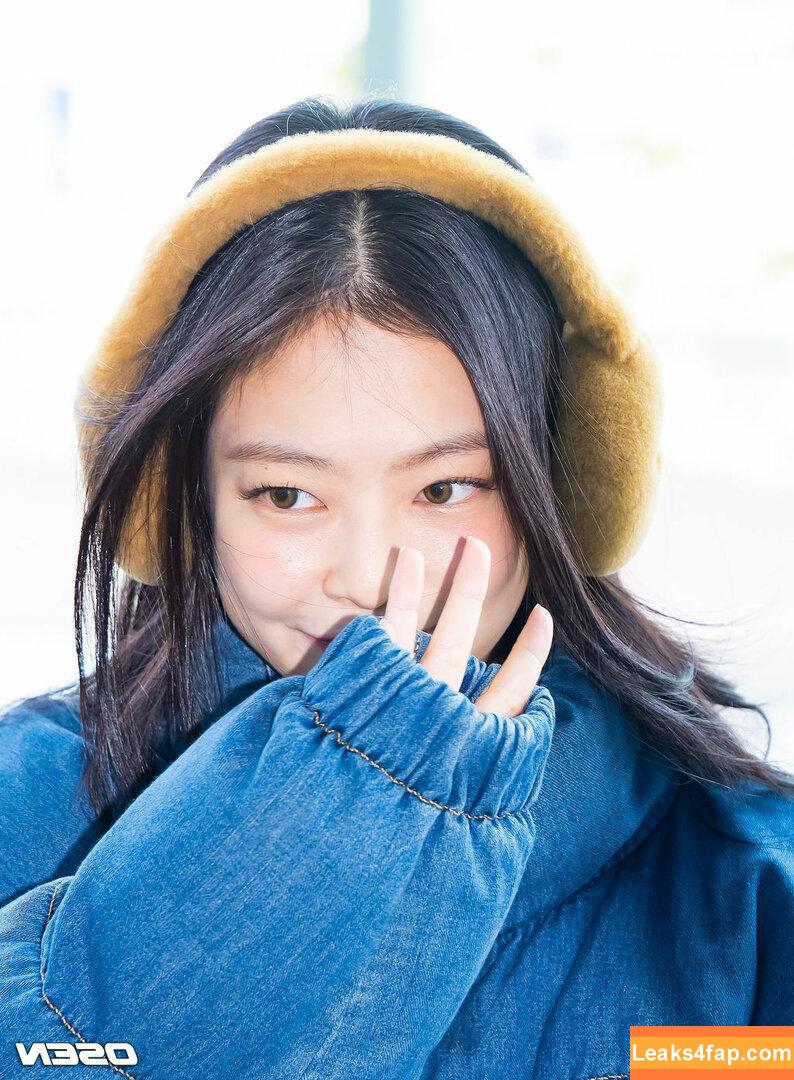 Jennie | BLΛƆKPIИK / Blackpink / jennierubyjane / sheflieshigh leaked photo photo #1365