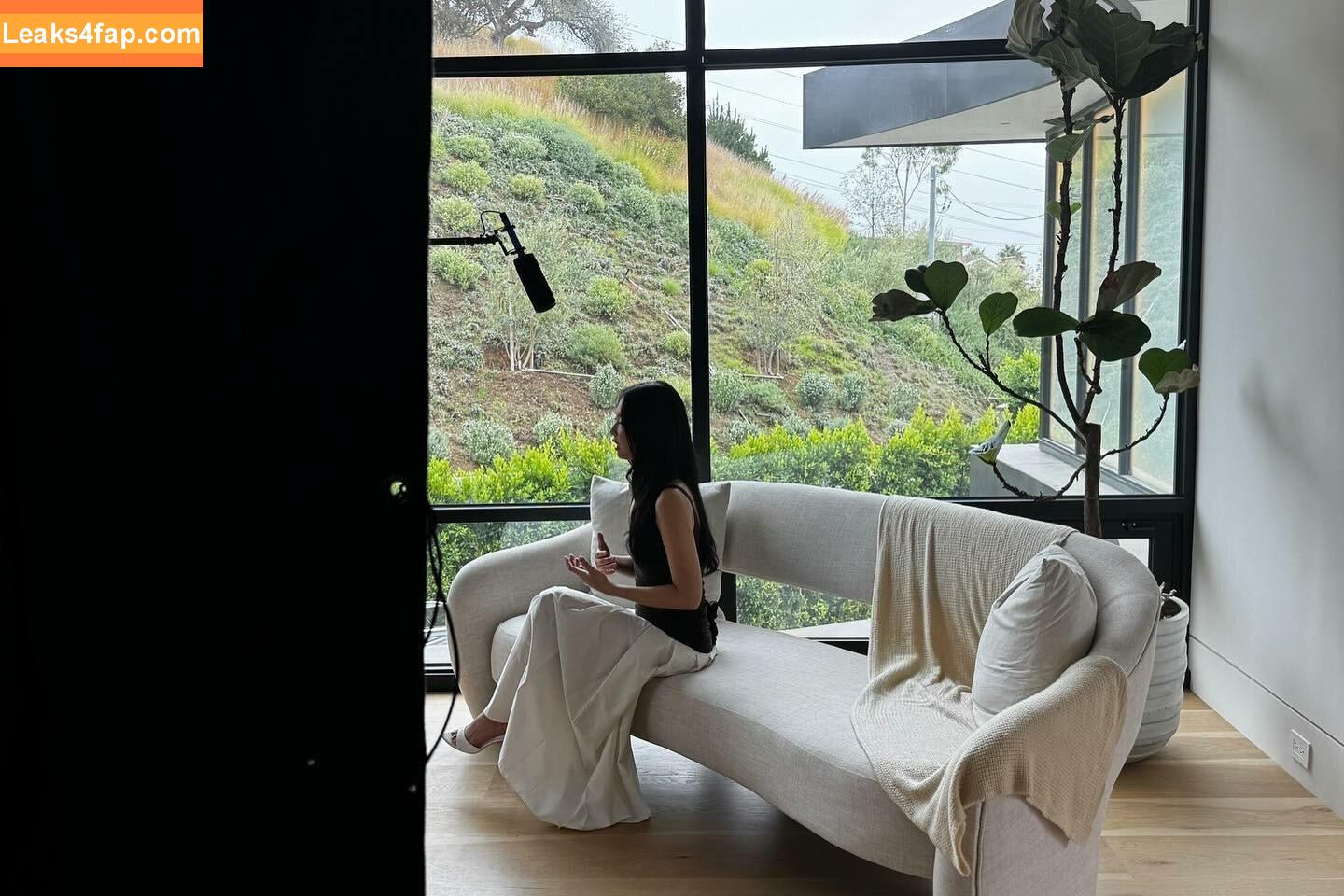 Jennie | BLΛƆKPIИK / Blackpink / jennierubyjane / sheflieshigh leaked photo photo #1379