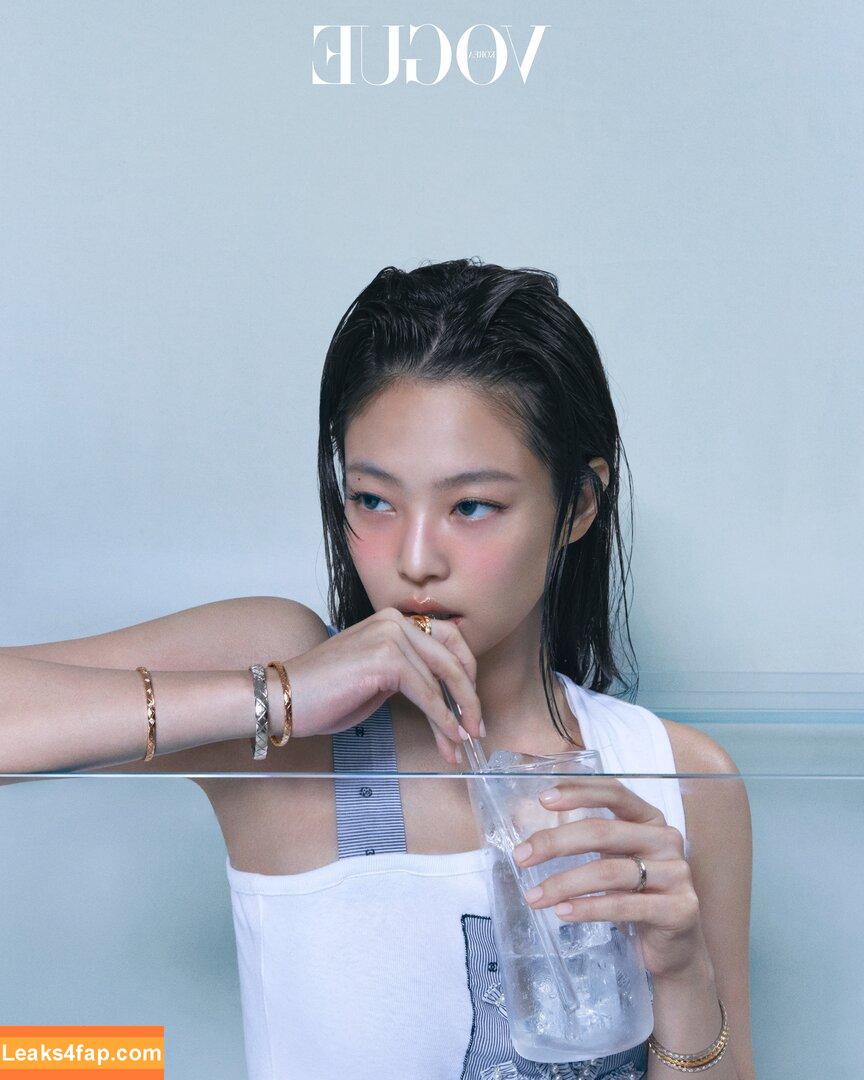 Jennie | BLΛƆKPIИK / Blackpink / jennierubyjane / sheflieshigh leaked photo photo #1490