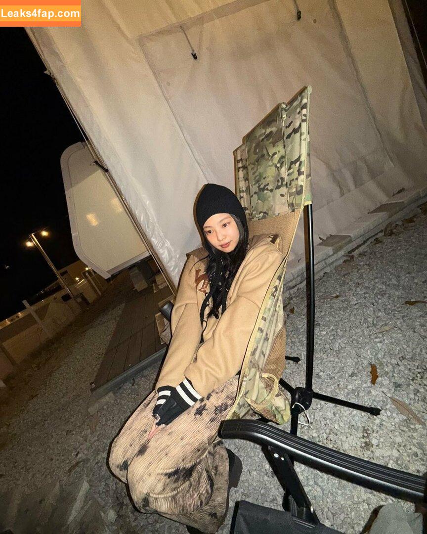 Jennie | BLΛƆKPIИK / Blackpink / jennierubyjane / sheflieshigh leaked photo photo #1564