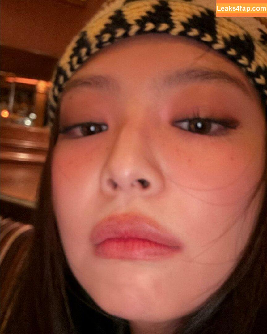 Jennie | BLΛƆKPIИK / Blackpink / jennierubyjane / sheflieshigh leaked photo photo #1602