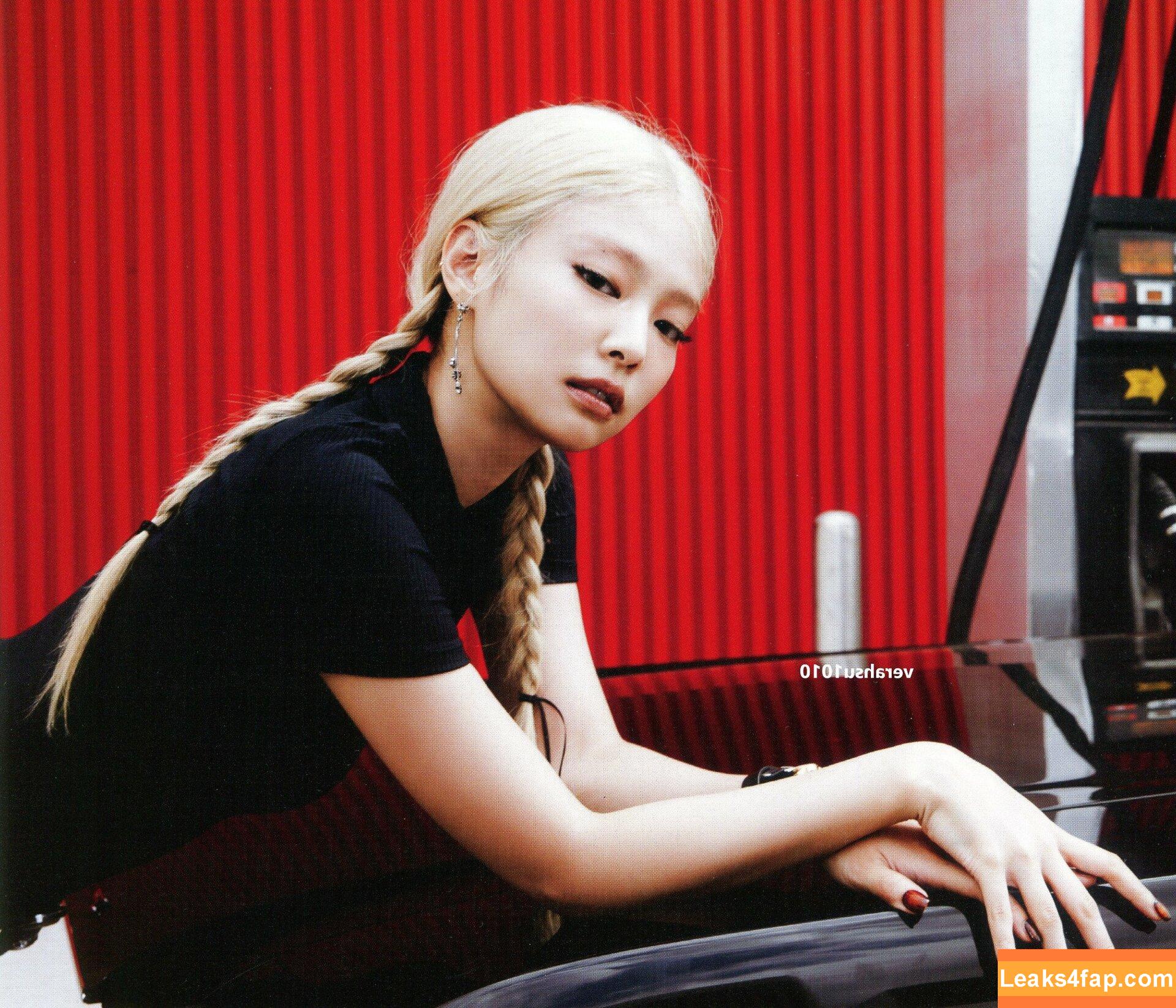 Jennie | BLΛƆKPIИK / Blackpink / jennierubyjane / sheflieshigh leaked photo photo #1620