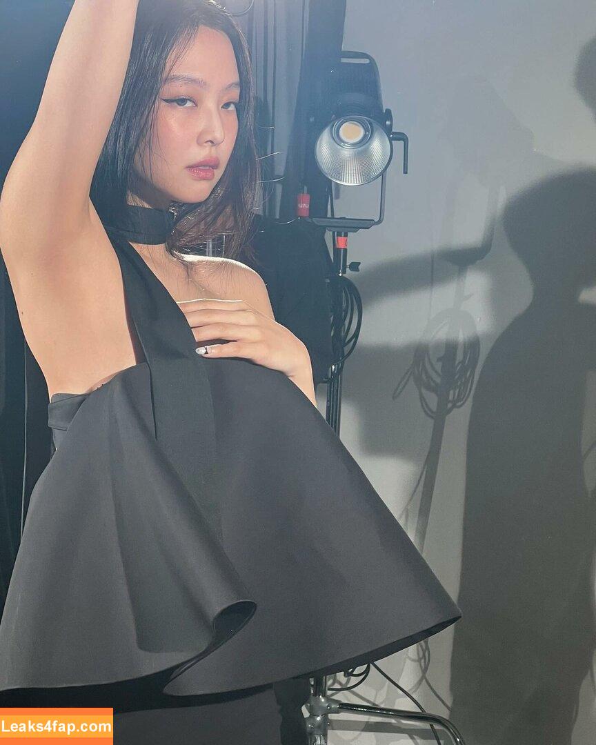 Jennie | BLΛƆKPIИK / Blackpink / jennierubyjane / sheflieshigh leaked photo photo #1643