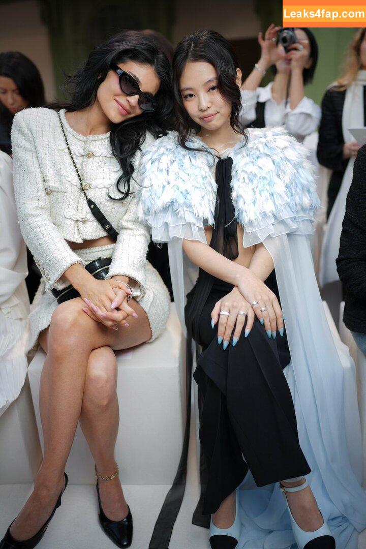 Jennie | BLΛƆKPIИK / Blackpink / jennierubyjane / sheflieshigh leaked photo photo #1663