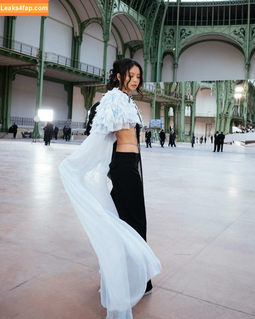 Jennie | BLΛƆKPIИK / Blackpink / jennierubyjane / sheflieshigh leaked photo photo #1693