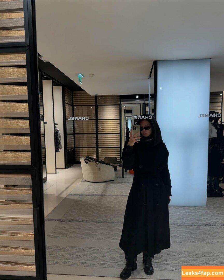 Jennie | BLΛƆKPIИK / Blackpink / jennierubyjane / sheflieshigh leaked photo photo #1716