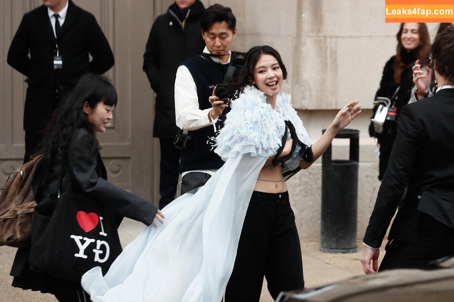 Jennie | BLΛƆKPIИK / Blackpink / jennierubyjane / sheflieshigh слитое фото фото #1723