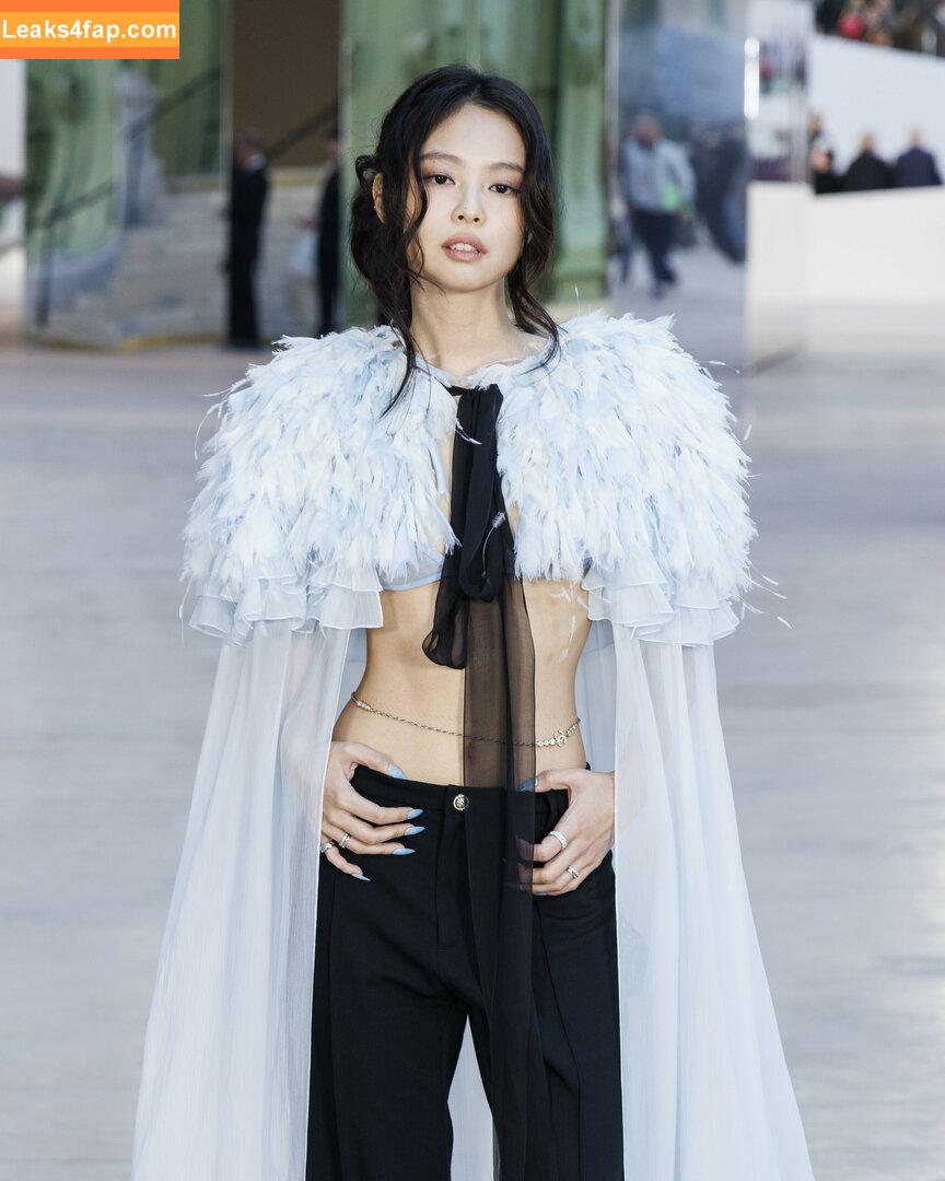 Jennie | BLΛƆKPIИK / Blackpink / jennierubyjane / sheflieshigh слитое фото фото #1728