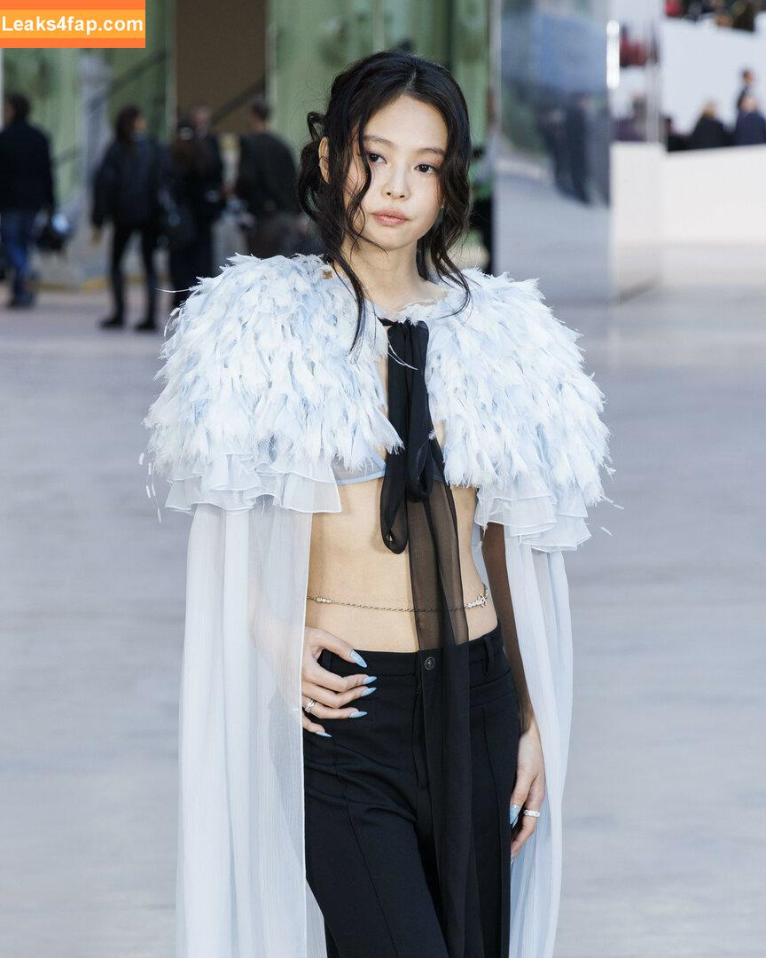 Jennie | BLΛƆKPIИK / Blackpink / jennierubyjane / sheflieshigh слитое фото фото #1730