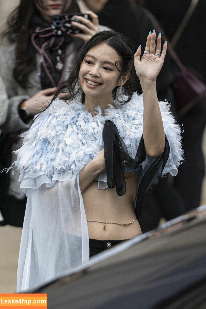 Jennie | BLΛƆKPIИK / Blackpink / jennierubyjane / sheflieshigh слитое фото фото #1742