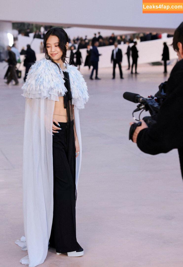 Jennie | BLΛƆKPIИK / Blackpink / jennierubyjane / sheflieshigh leaked photo photo #1749