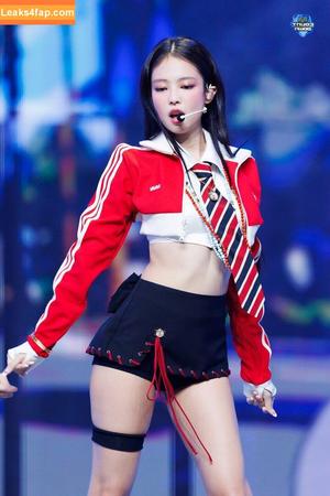 Jennie | BLΛƆKPIИK photo #1191