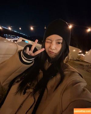 Jennie | BLΛƆKPIИK photo #1555