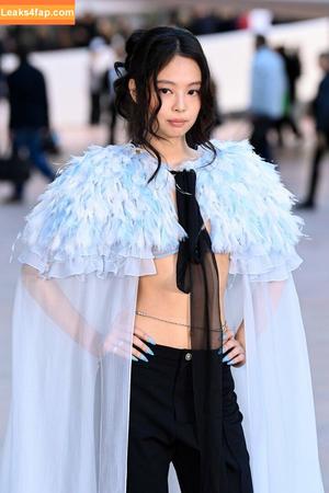 Jennie | BLΛƆKPIИK photo #1659