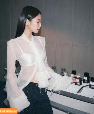 Jennie | BLΛƆKPIИK photo #1993