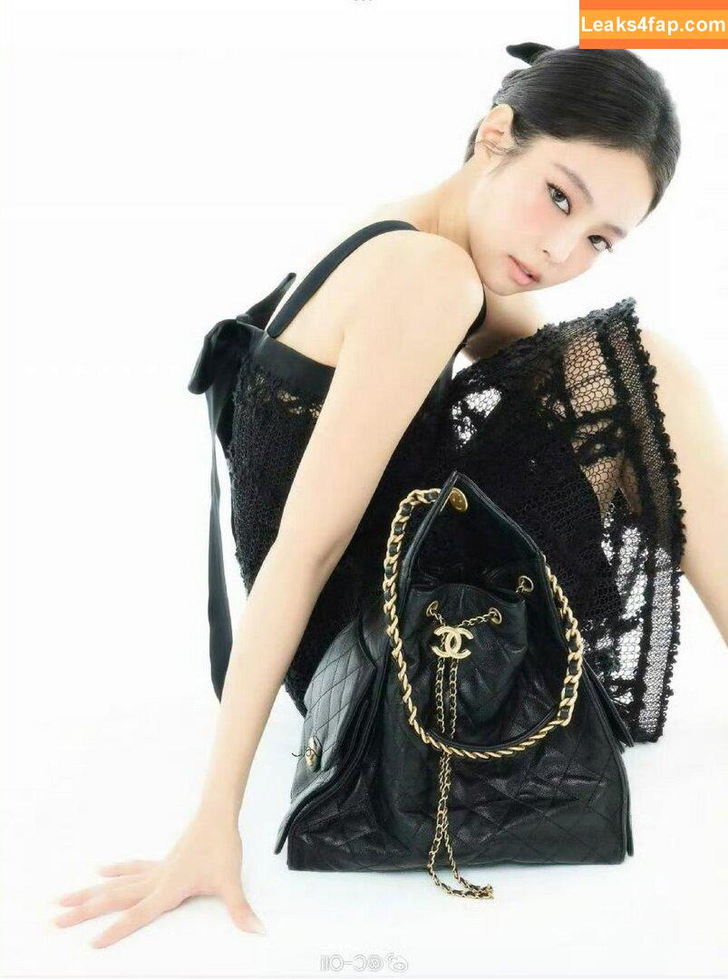Jennie | BLΛƆKPIИK / Blackpink / jennierubyjane / sheflieshigh leaked photo photo #2029