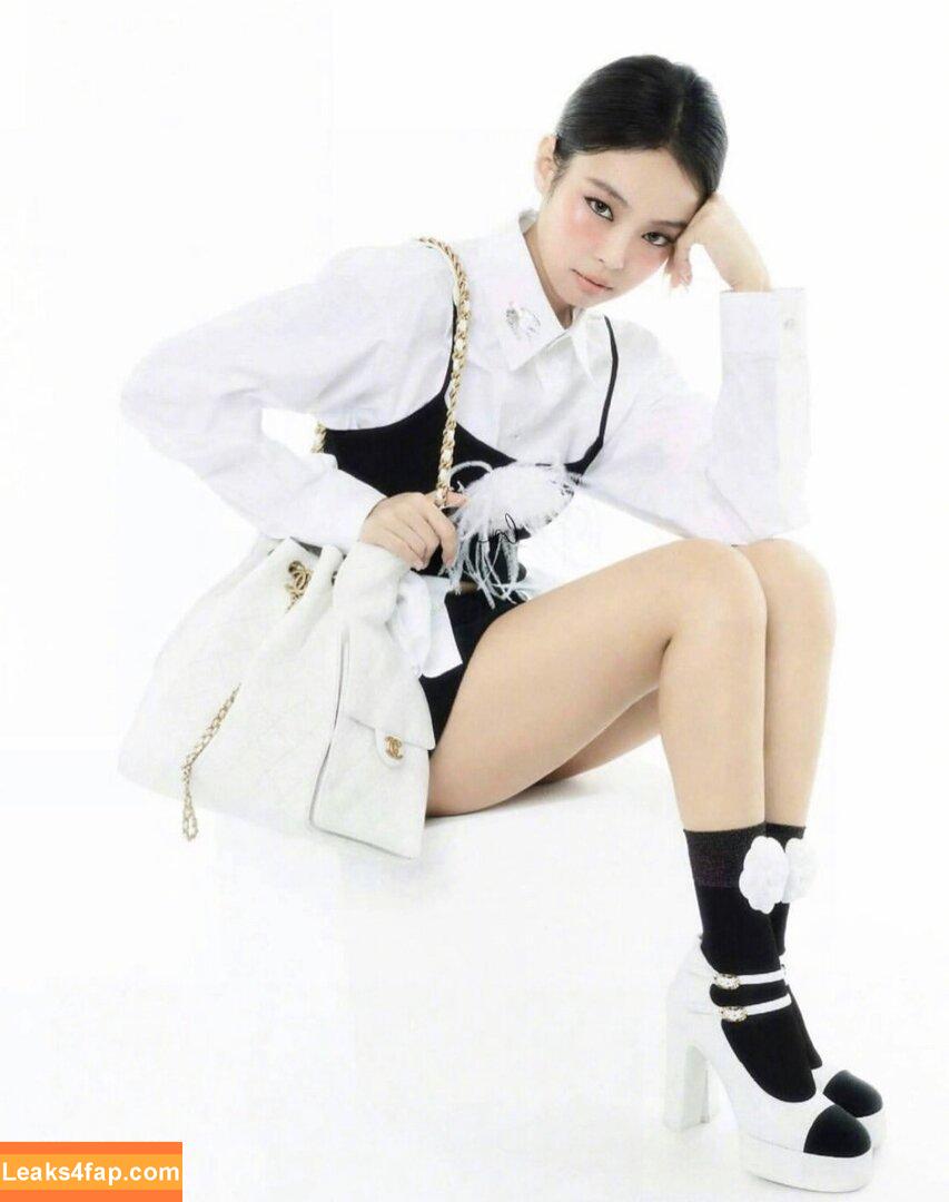 Jennie | BLΛƆKPIИK / Blackpink / jennierubyjane / sheflieshigh leaked photo photo #2031