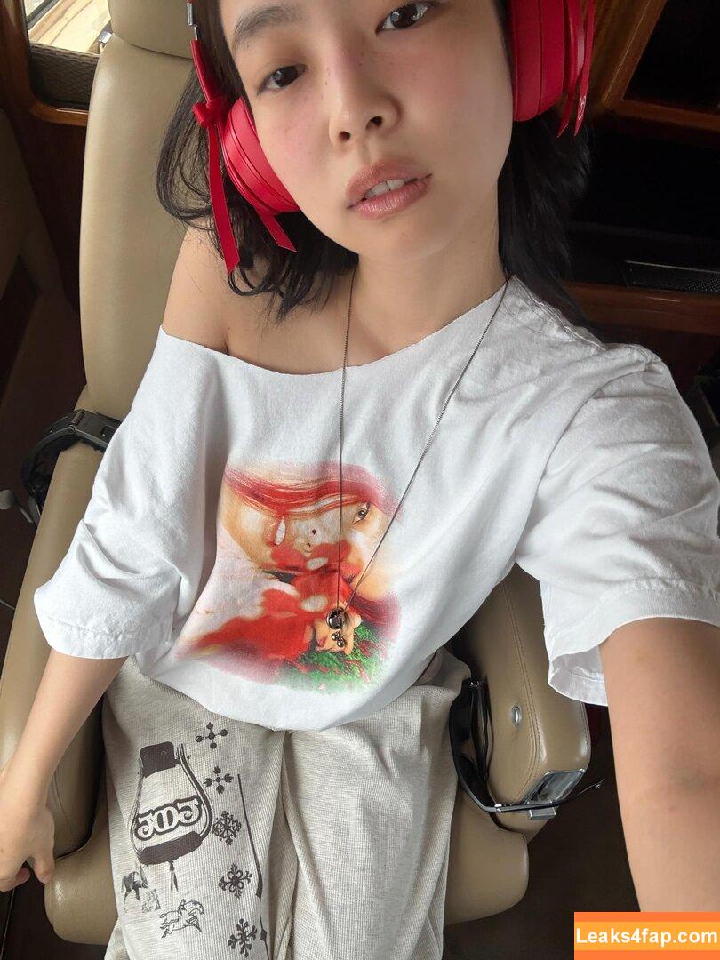Jennie | BLΛƆKPIИK / Blackpink / jennierubyjane / sheflieshigh leaked photo photo #2035