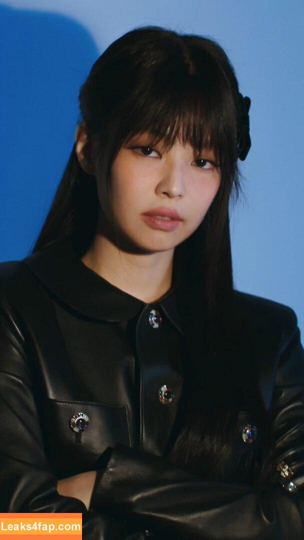 Jennie | BLΛƆKPIИK / Blackpink / jennierubyjane / sheflieshigh leaked photo photo #2054