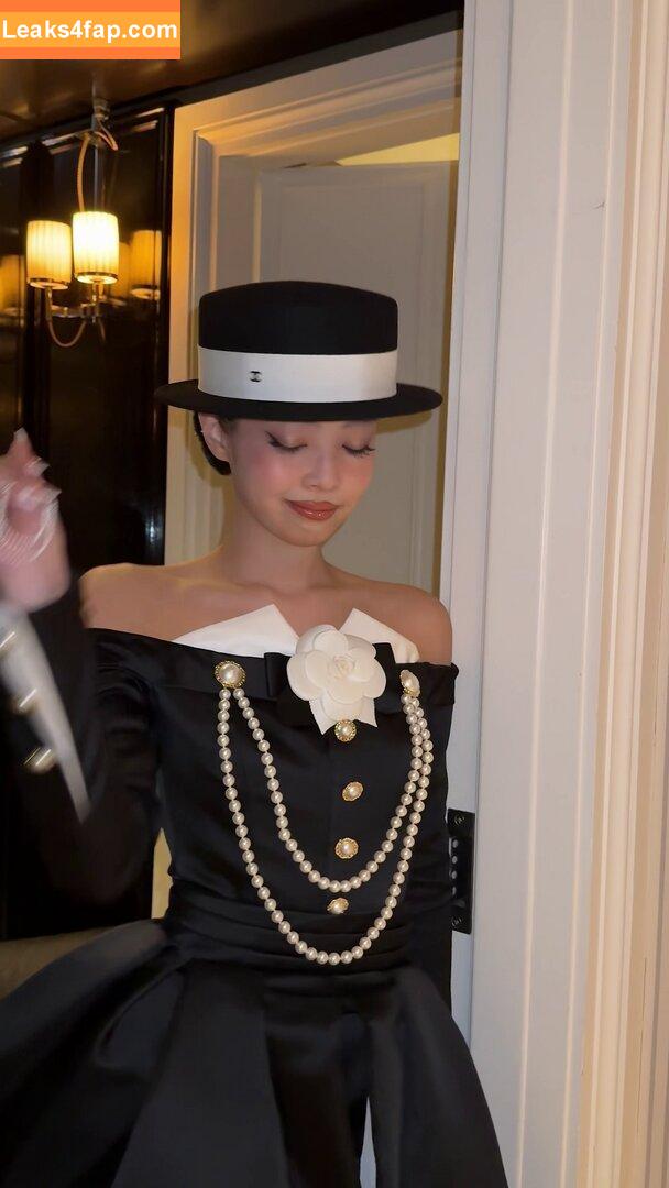 Jennie | BLΛƆKPIИK / Blackpink / jennierubyjane / sheflieshigh leaked photo photo #2124