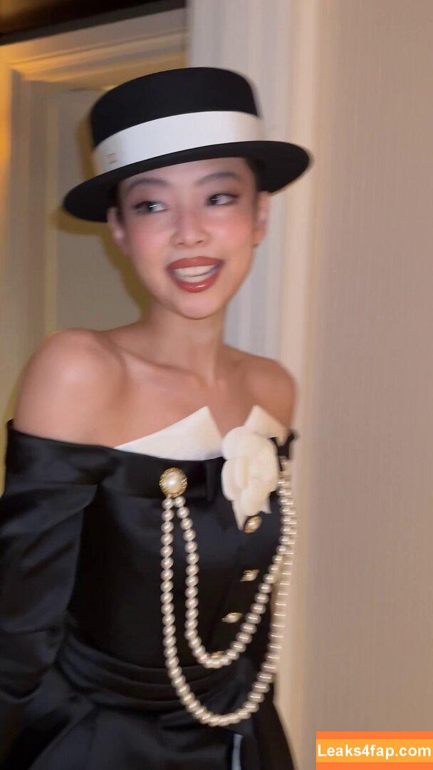 Jennie | BLΛƆKPIИK / Blackpink / jennierubyjane / sheflieshigh leaked photo photo #2127
