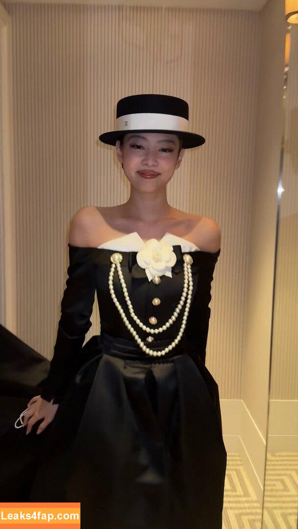 Jennie | BLΛƆKPIИK / Blackpink / jennierubyjane / sheflieshigh leaked photo photo #2132