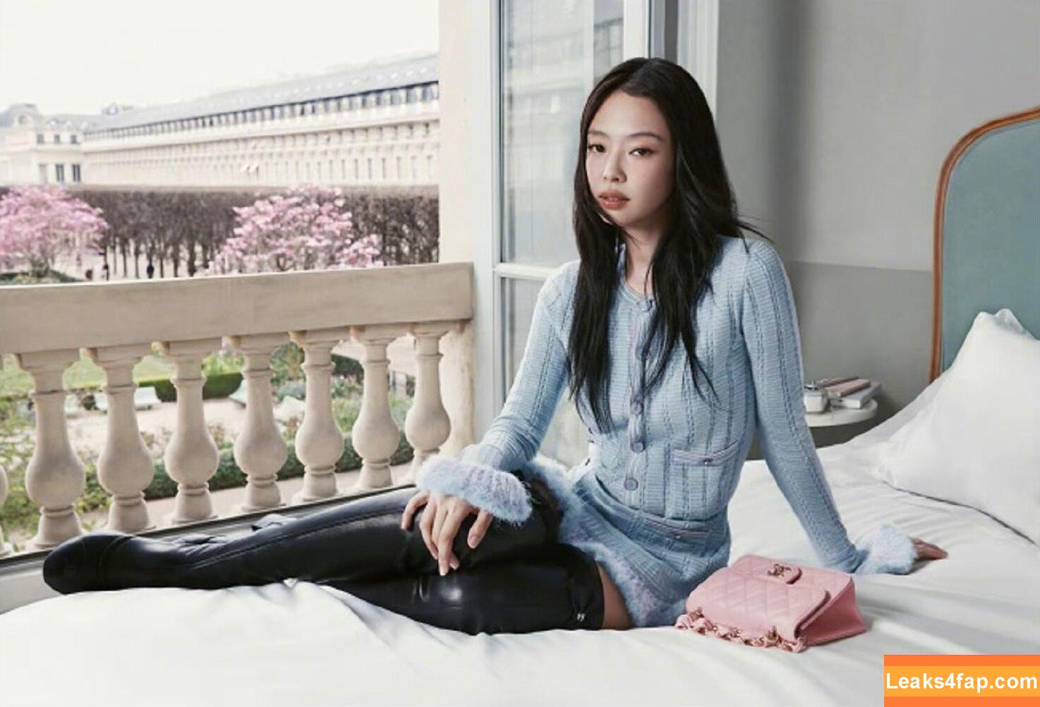 Jennie | BLΛƆKPIИK / Blackpink / jennierubyjane / sheflieshigh leaked photo photo #2183