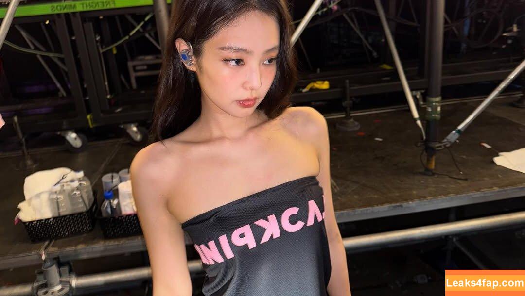 Jennie | BLΛƆKPIИK / Blackpink / jennierubyjane / sheflieshigh leaked photo photo #2189
