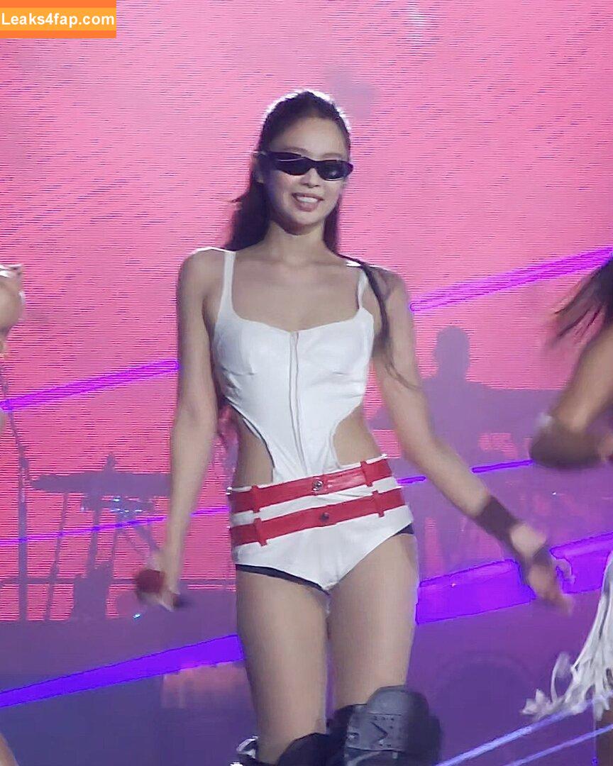 Jennie | BLΛƆKPIИK / Blackpink / jennierubyjane / sheflieshigh leaked photo photo #2192