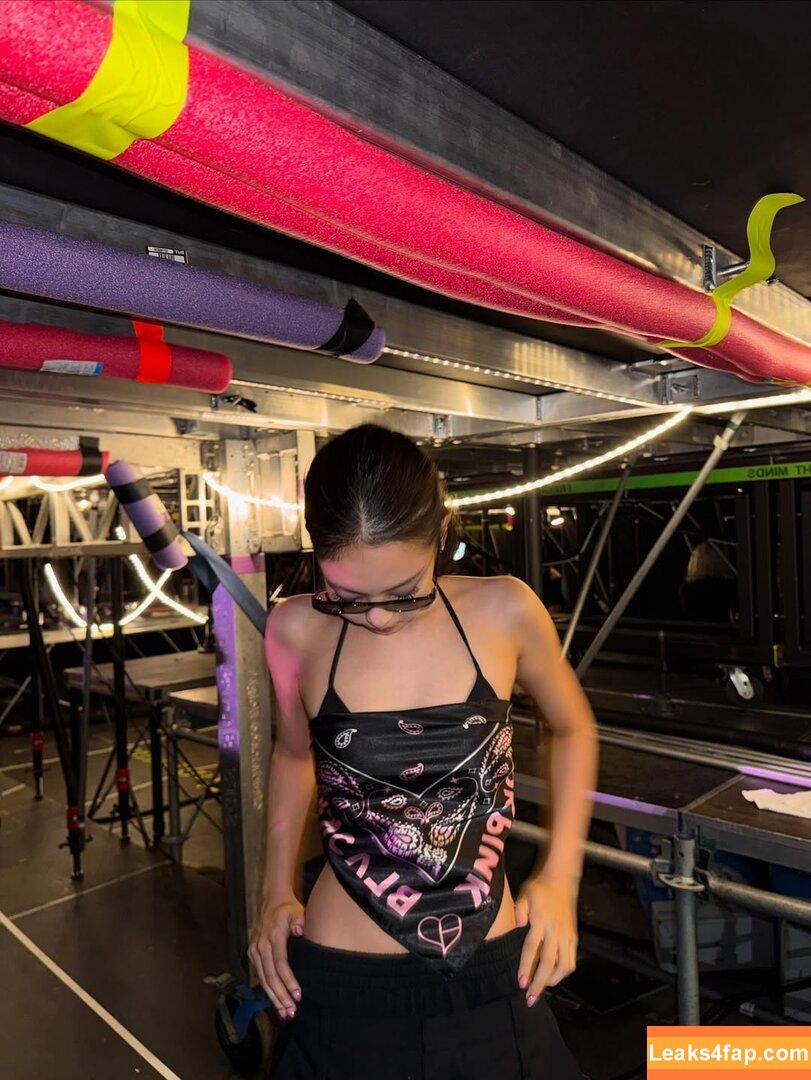 Jennie | BLΛƆKPIИK / Blackpink / jennierubyjane / sheflieshigh leaked photo photo #2200