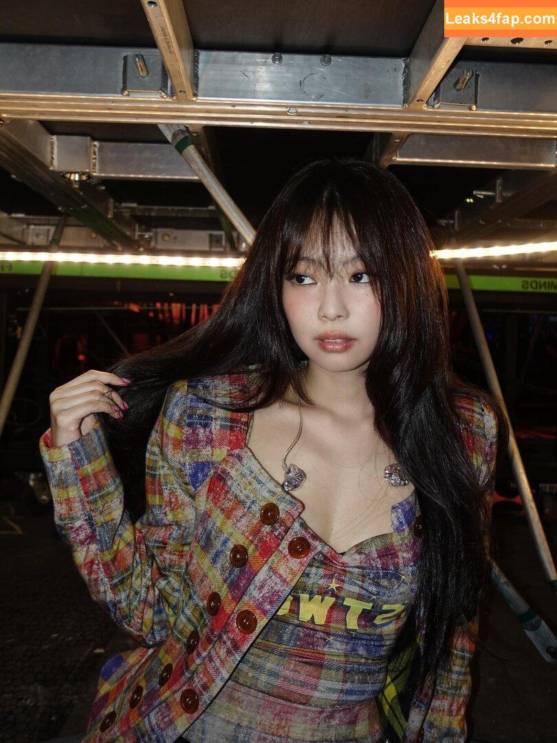 Jennie | BLΛƆKPIИK / Blackpink / jennierubyjane / sheflieshigh leaked photo photo #2236